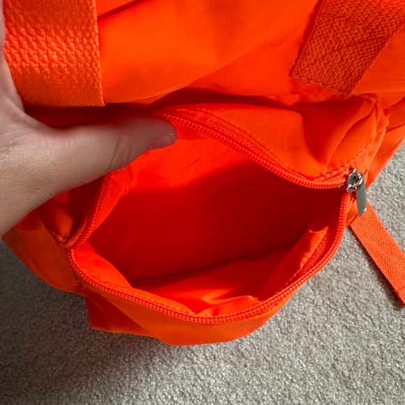 Mini back pack - Picture 6 of 6